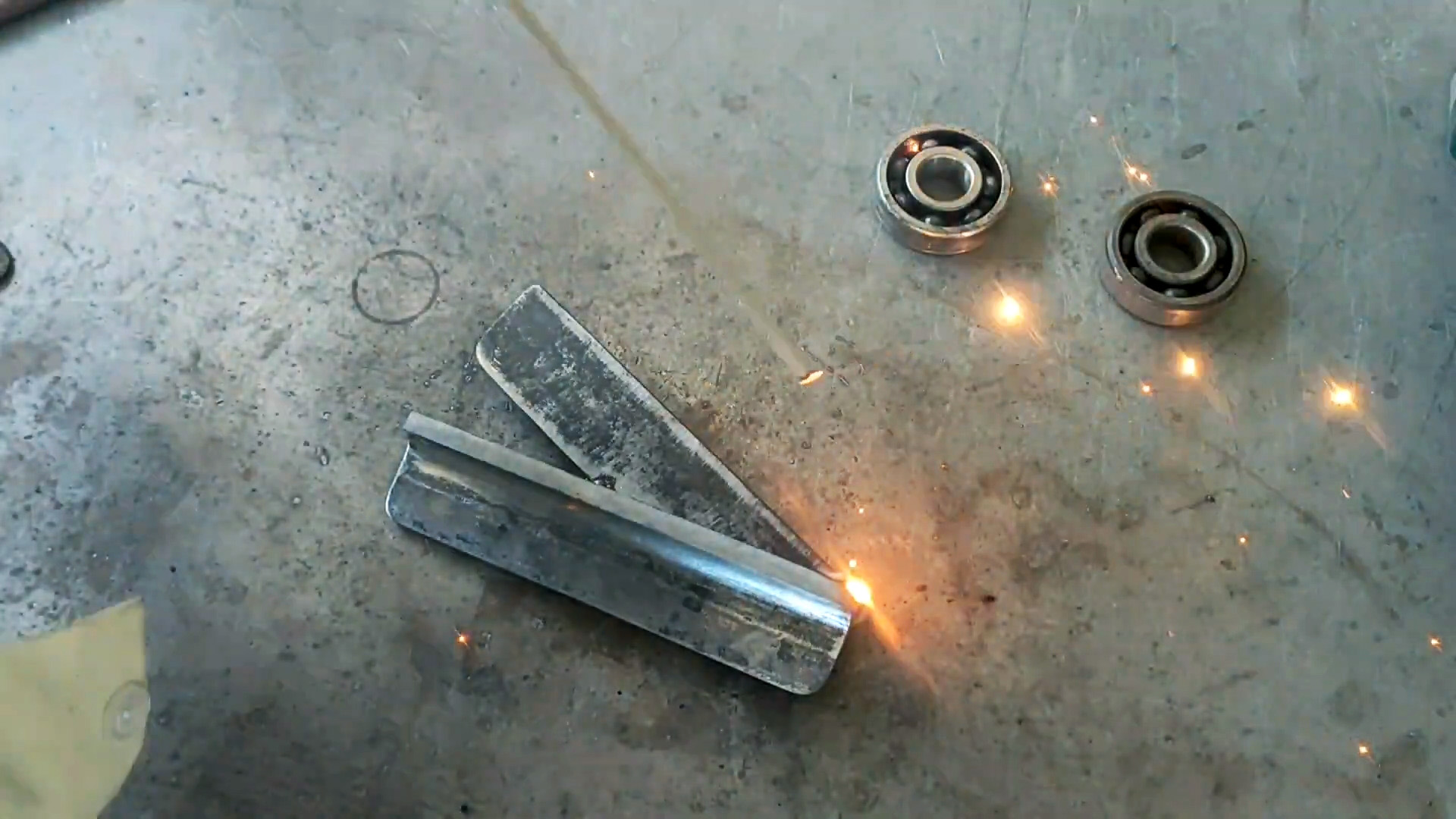 Как из подшипников сделать ножницы для резки листового металла