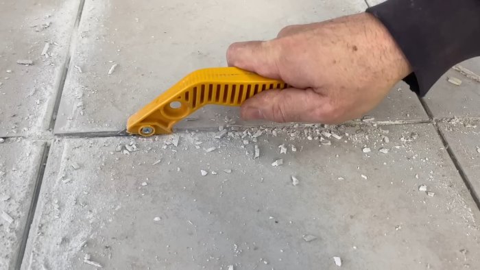 Как локально снять плитку без повреждения