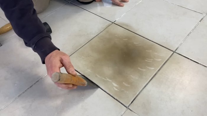 Как локально снять плитку без повреждения