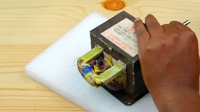 Неубиваемый и относительно простой аппарат для точечной сварки