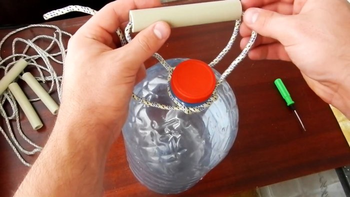 Как сделать надежную ручку для ПЭТ бутылки