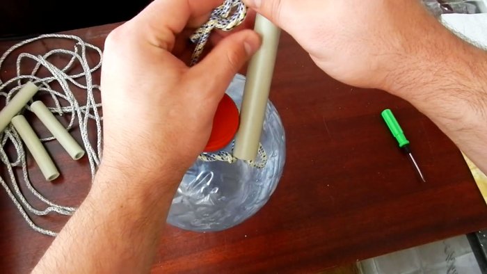 Как сделать надежную ручку для ПЭТ бутылки