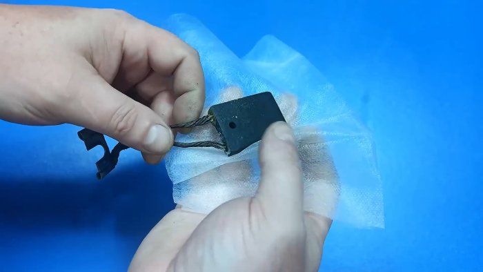 Как восстановить отражатель фары