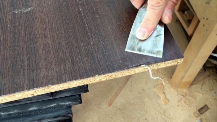 Как защитить кромки ЛДСП от влаги Клейка кромки утюгом