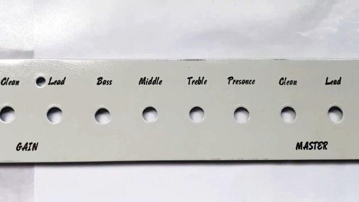 Как перенести красивые надписи на панель усилителя