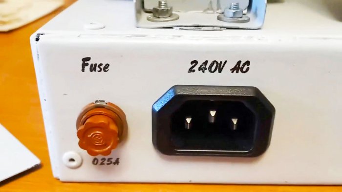 Как перенести красивые надписи на панель усилителя