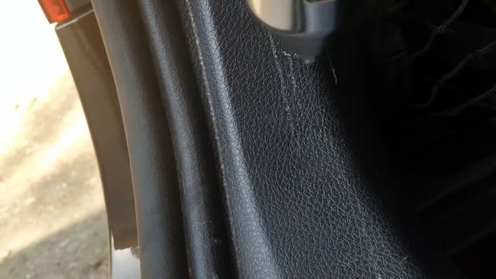 Как убрать царапины на пластике в автомобиле