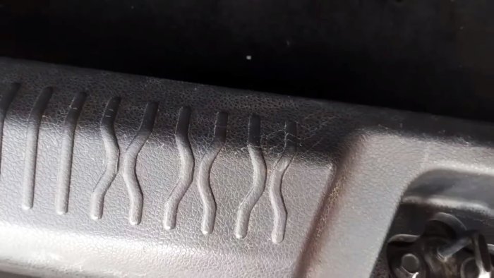 Как убрать царапины на пластике в автомобиле