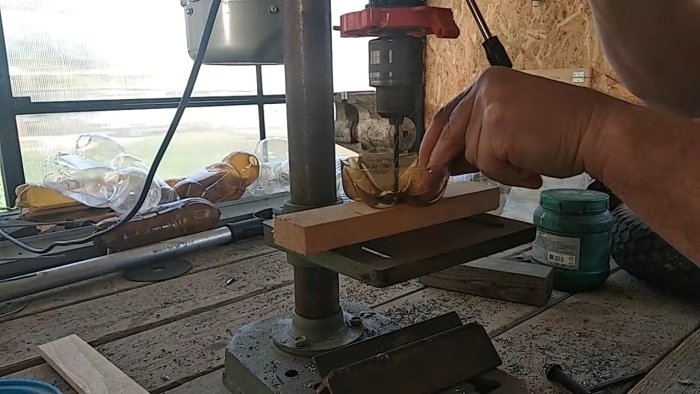 Как сделать отпугиватель кротов Тихоня