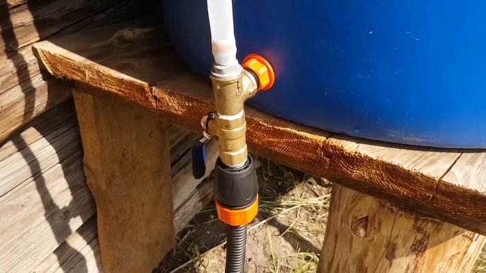 Как установить кран в бочку