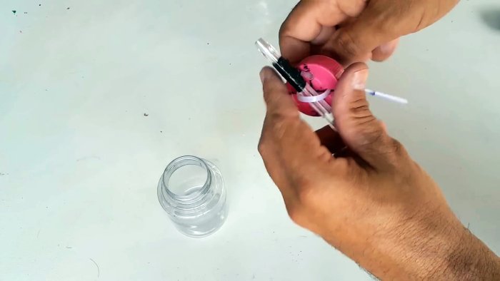 Как сделать краскопульт из ручки