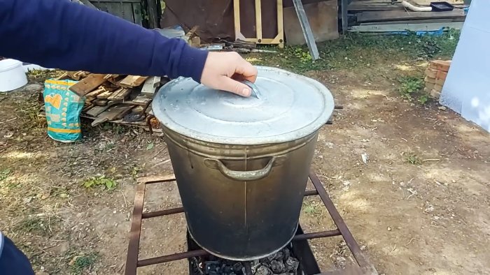 Как сделать крутую коптильню из старого бака