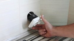 Необычный ремонт выпадающей розетки Необычный ремонт выпадающей розетки